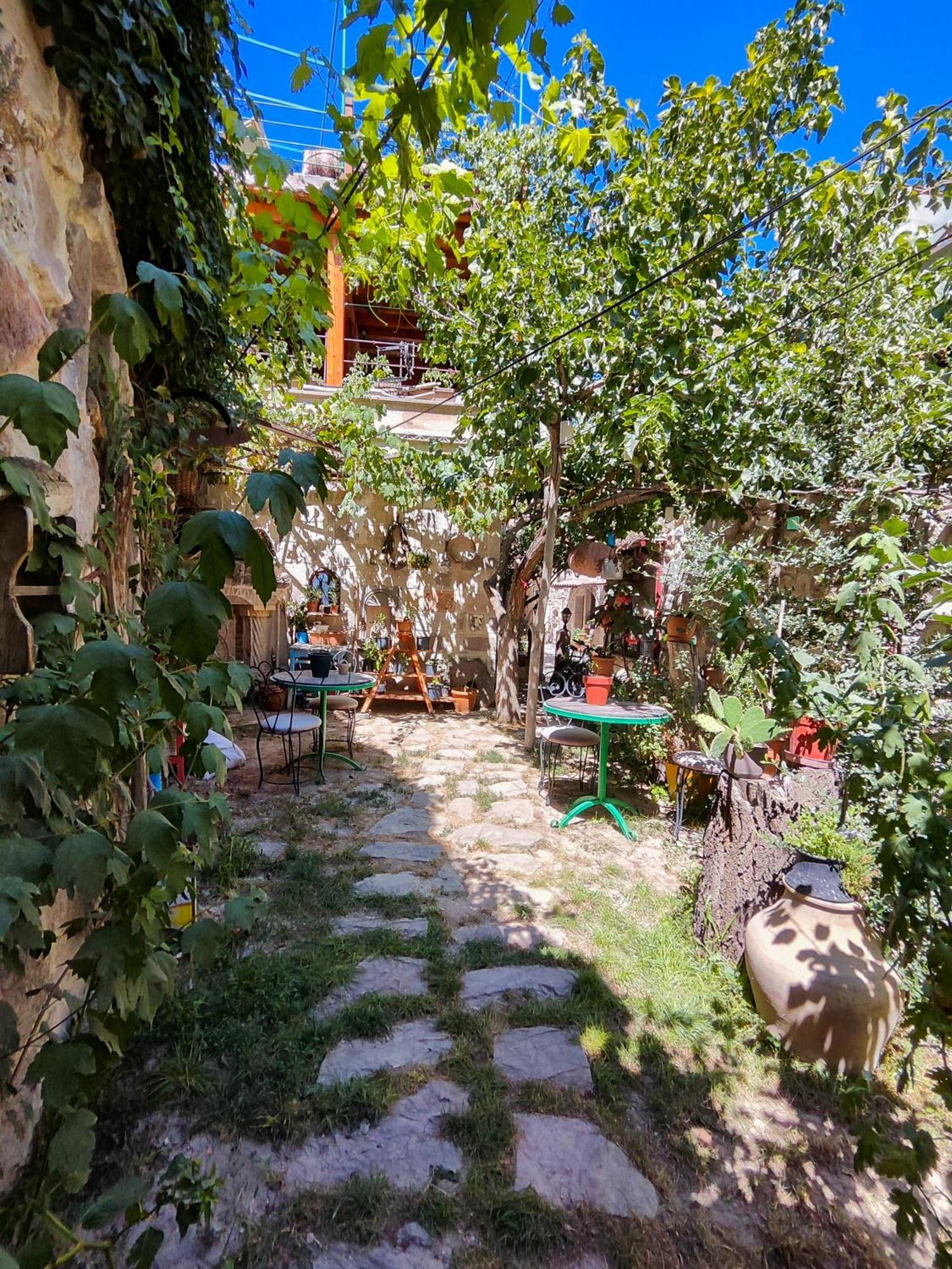 Vintage Cave House Hotel Göreme Exterior foto